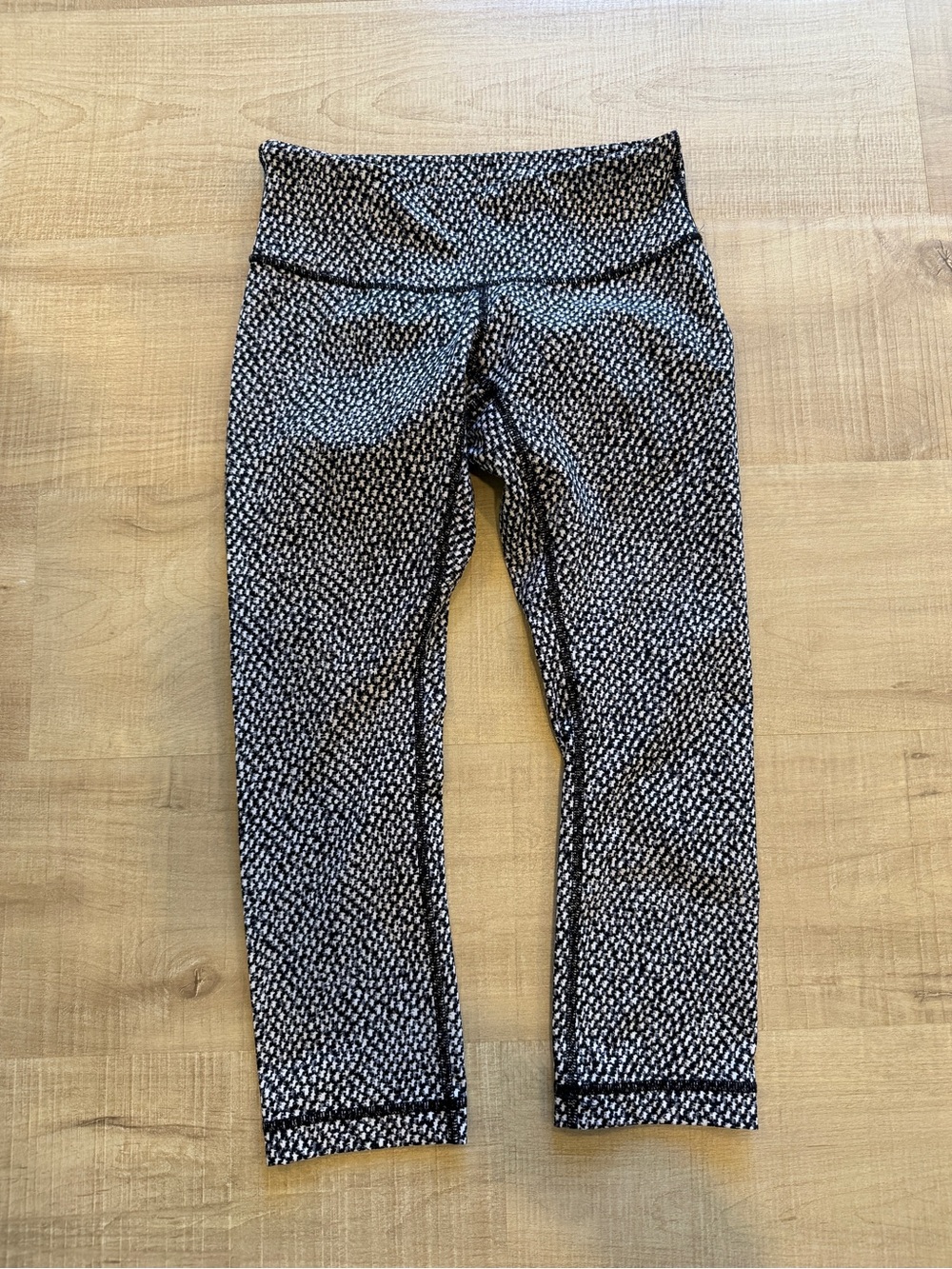 Lululemon Cropped Leggings